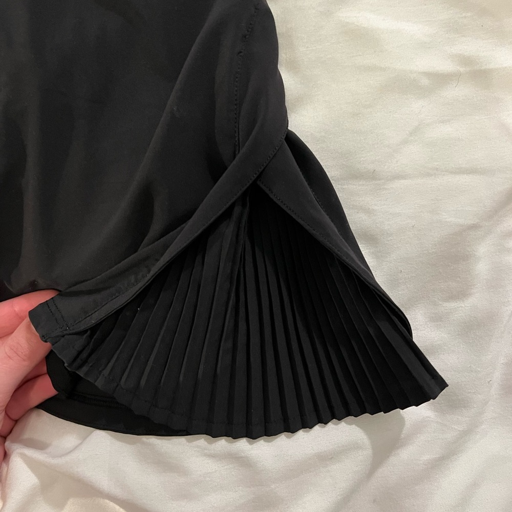 LULULEMON TENNIS SKIRT - Picture 2 of 4